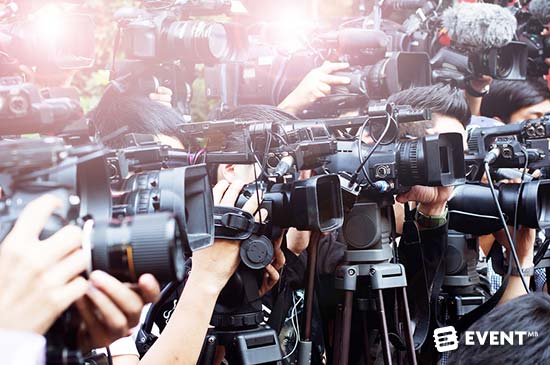The Art of Newsjacking and How to Make It Work for Your Events